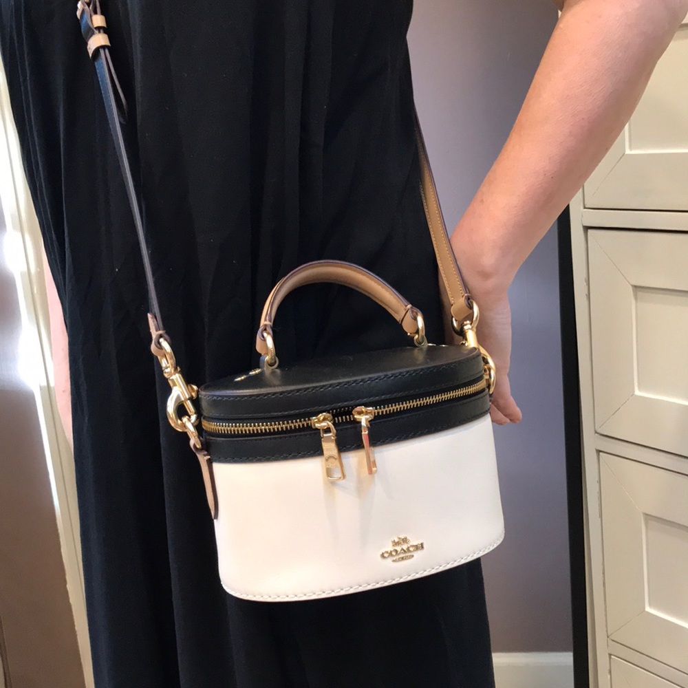 COACH x Selena Gomez chalk trail bag 39291 EUC
